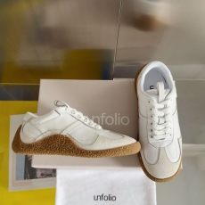 Unfolio Shoes